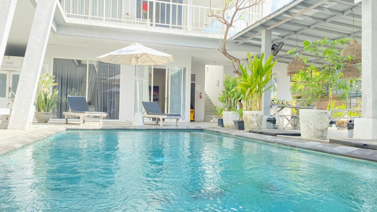 Pom Pom'S Bali Apartments Kerobokan Esterno foto